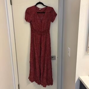 Red and white patterned midi dress size small